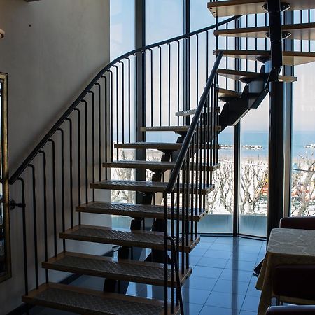 Amba Hotel Rimini Kültér fotó