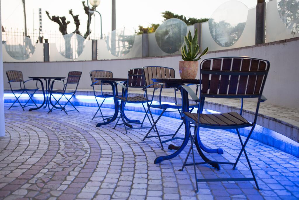 Amba Hotel Rimini Kültér fotó