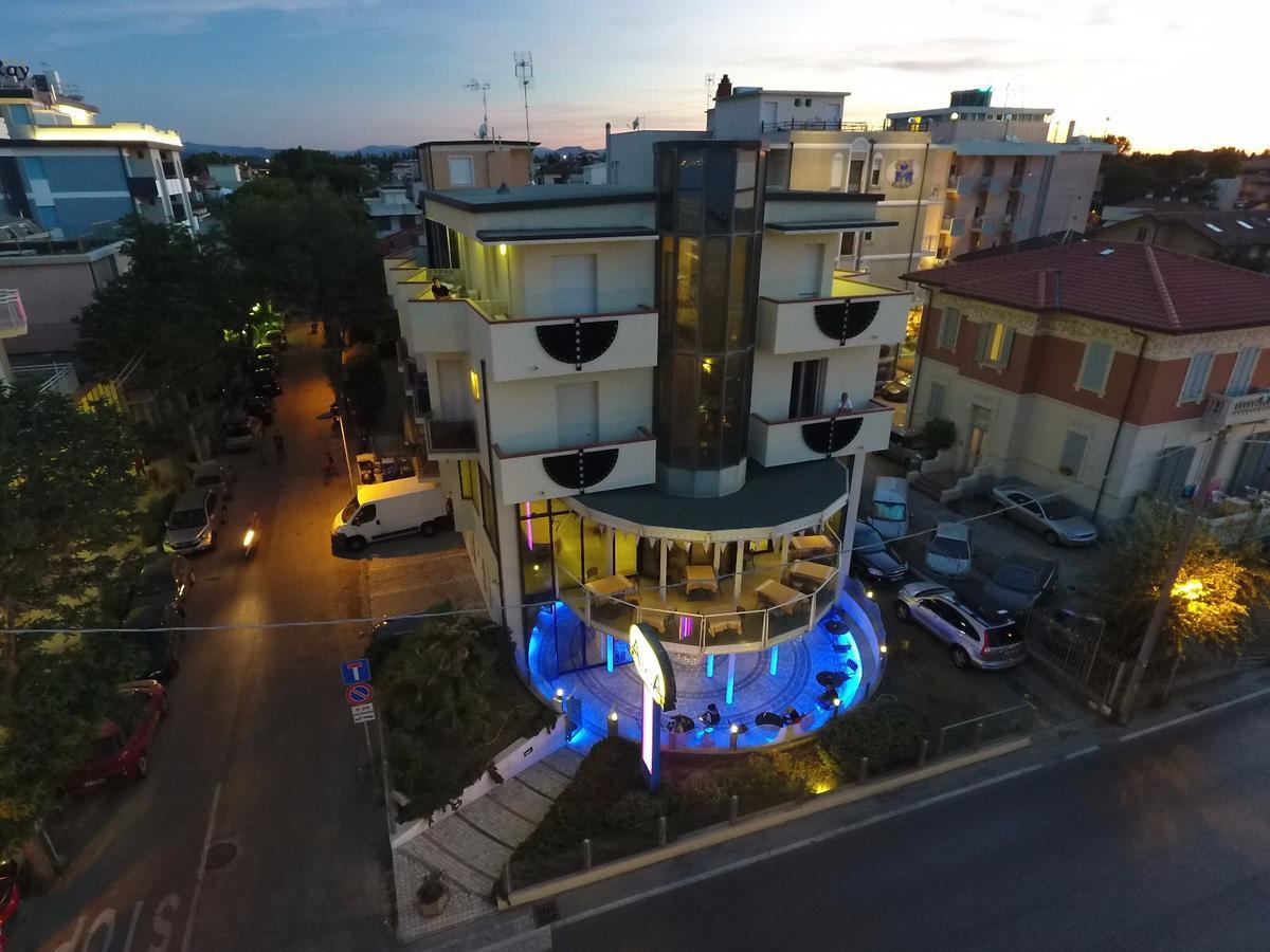 Amba Hotel Rimini Kültér fotó
