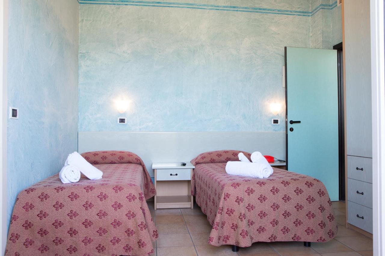 Amba Hotel Rimini Kültér fotó