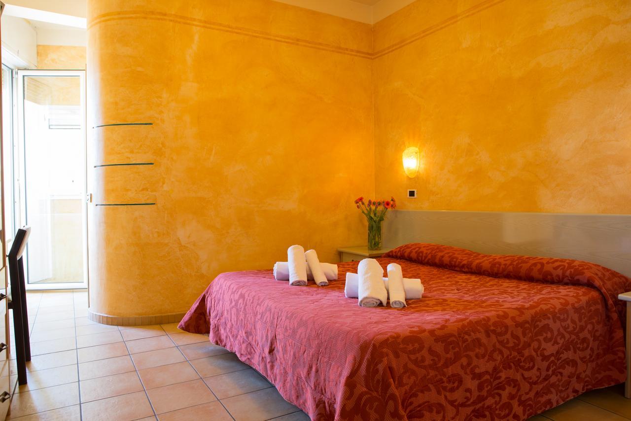 Amba Hotel Rimini Kültér fotó