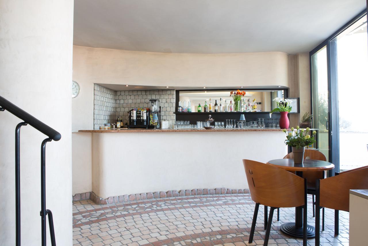 Amba Hotel Rimini Kültér fotó