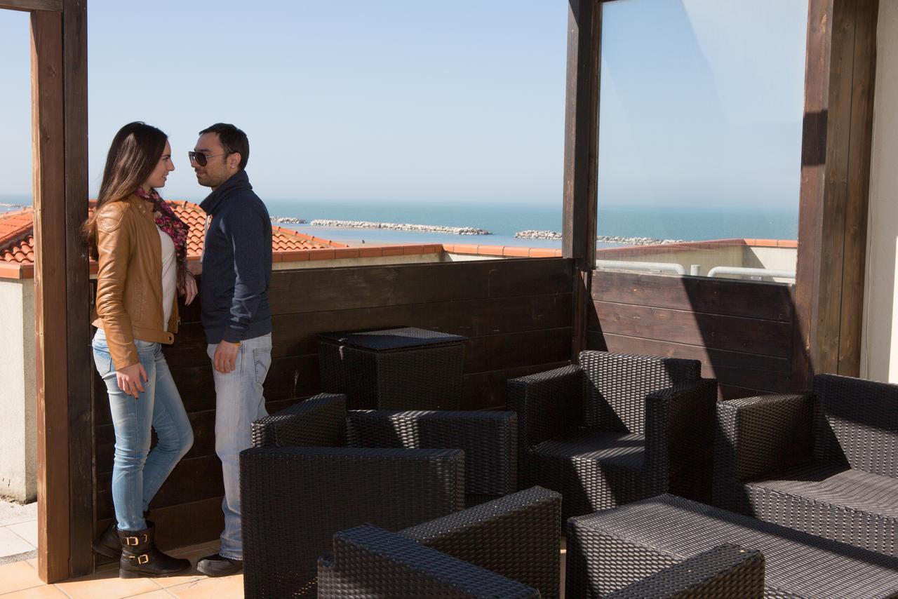 Amba Hotel Rimini Kültér fotó