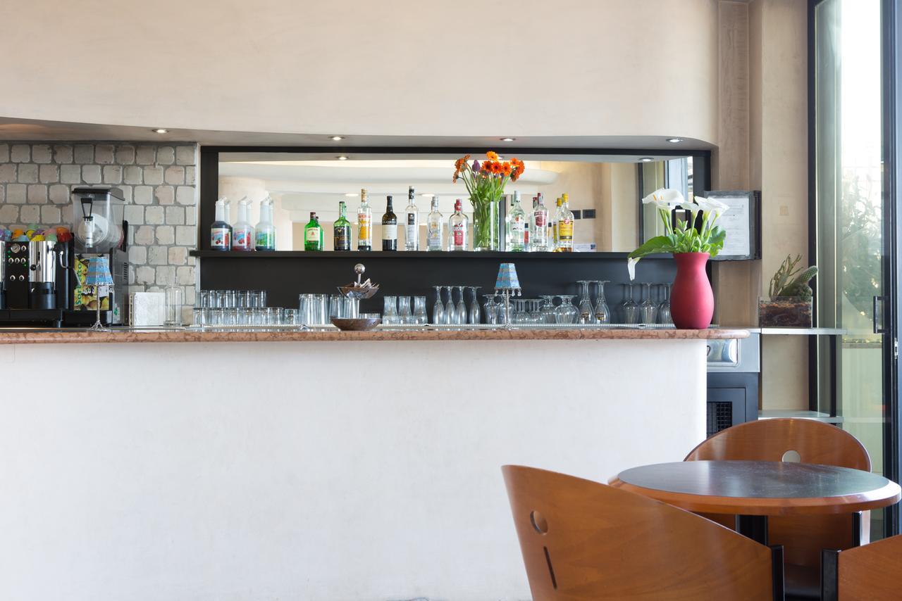 Amba Hotel Rimini Kültér fotó